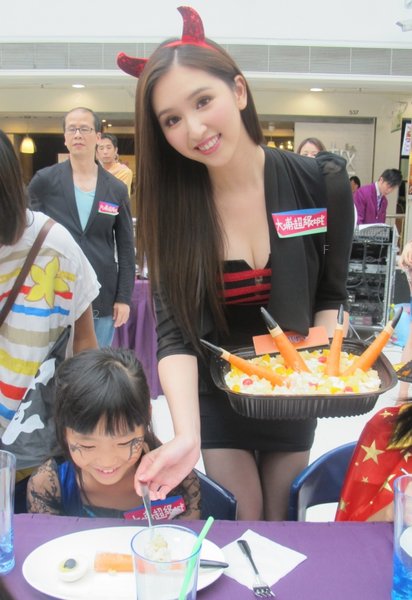 魔鬼何傲兒2.jpg