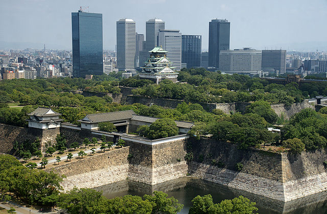 640px-Osaka_Castle_02bs3200 b.jpg