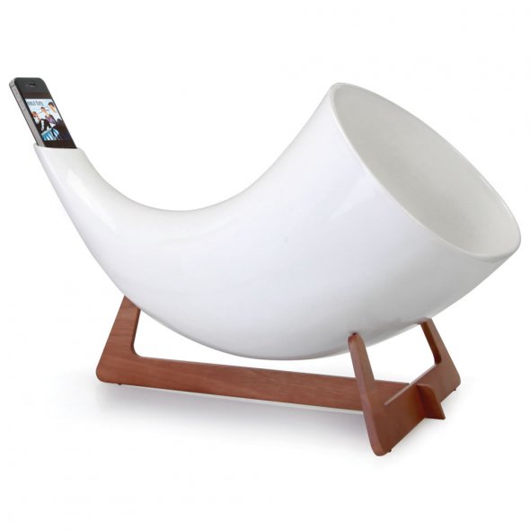the-natural-acoustics-iphone-amplifier-for-49999-its-italian-hand-crafted-cerami.jpg