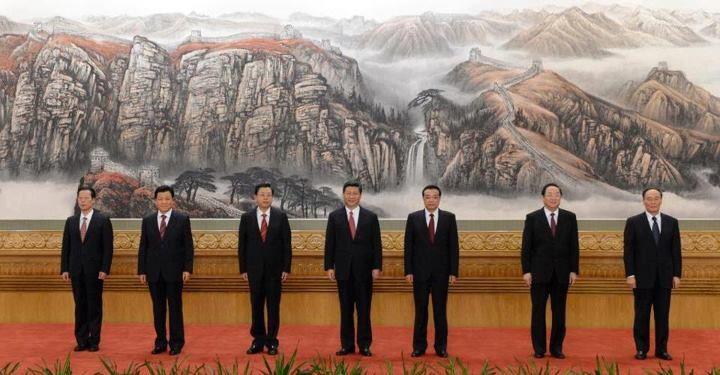 新一屆中共中央政治局常委.jpg