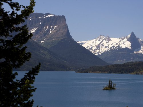 glacier_national_park_wild_goose_island_lg.jpg