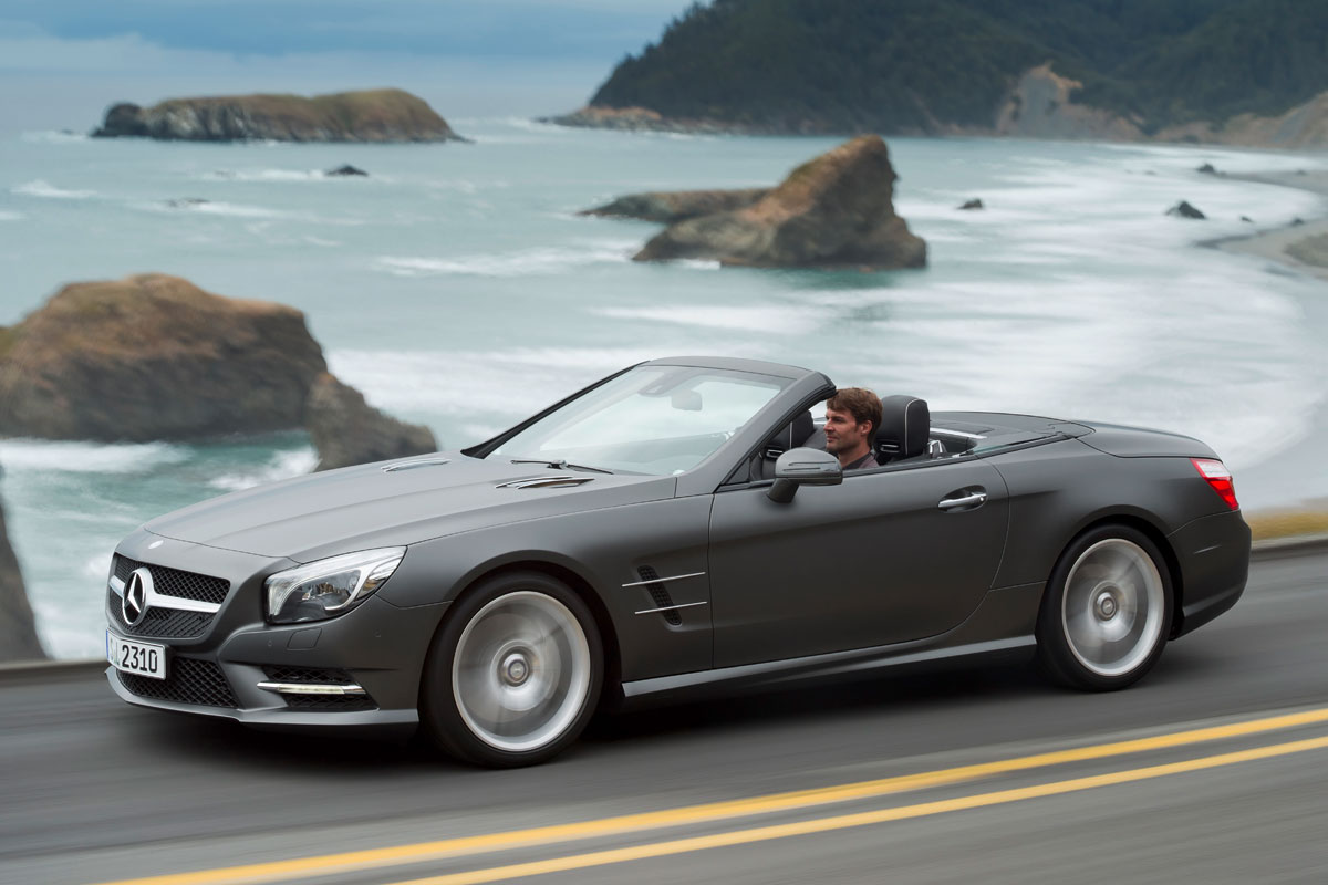 Mercedes-Benz_SL_aqs_3631.jpg