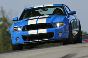 2013-Shelby-GT500-front-track.jpg