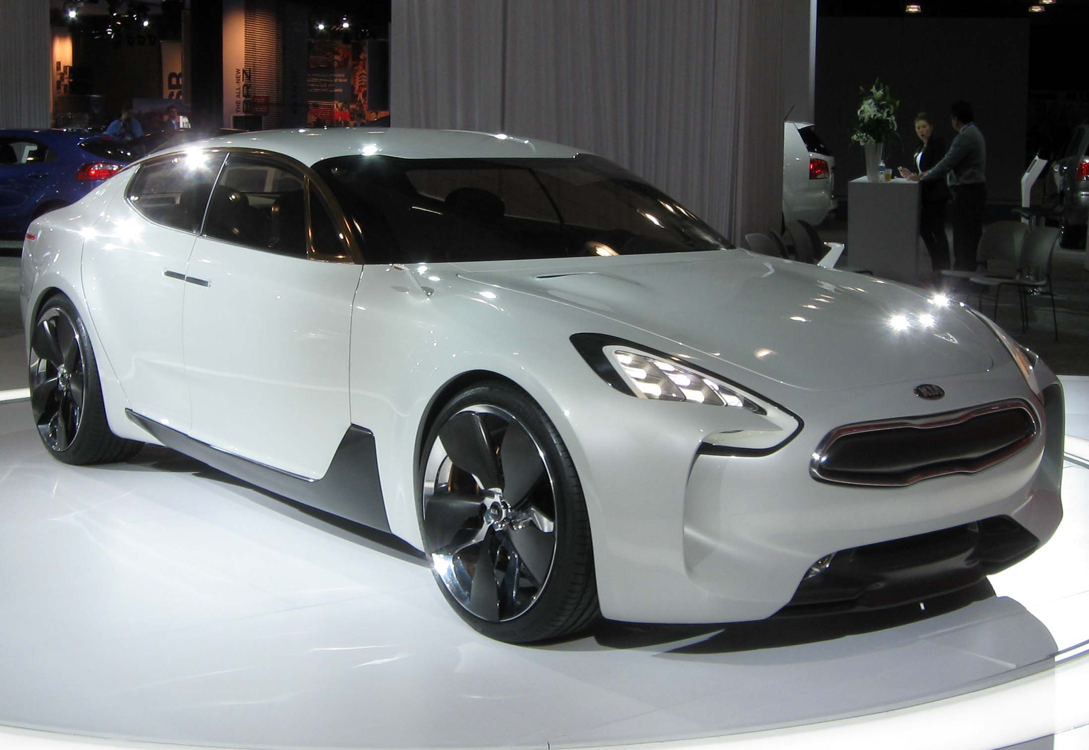 Kia_GT_concept_--_2012_NYIAS.JPG