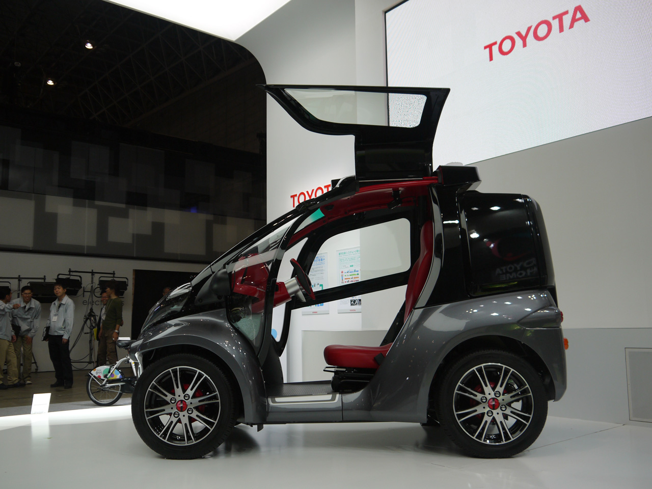 Toyota-Smart-INSECT-07.jpg