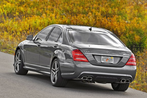 2013-Mercedes-Benz-S-Class-S63-AMG-Angular-Rear.jpg