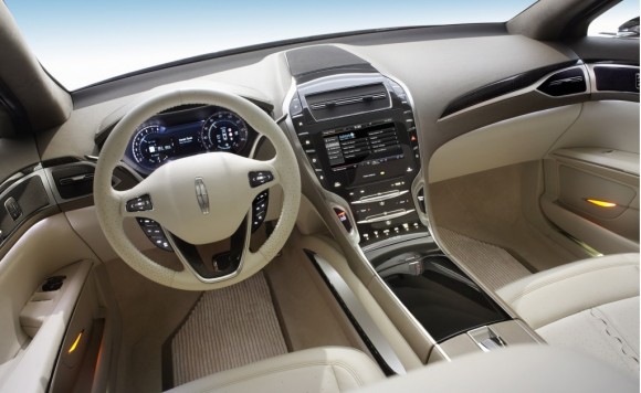 2013-Lincoln-MKZ-interior-580x356.jpg