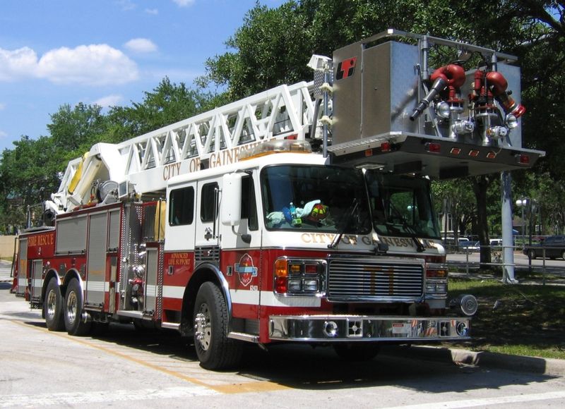 Dsg_Gainesville_Fire_Truck_20050507.jpg