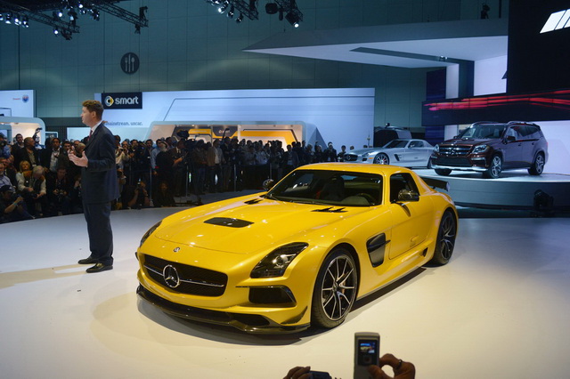 000-2013-mercedes-benz-sls-amg.jpg