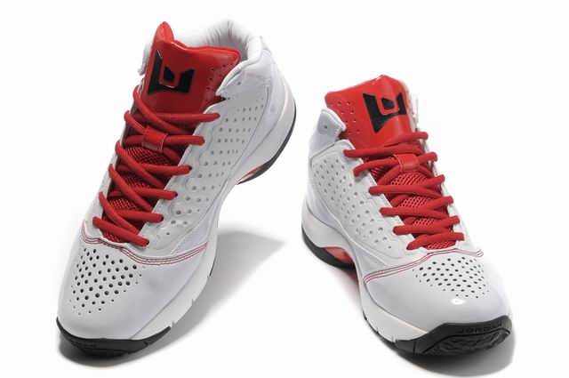 Jordan-D-Reign-X-White-Black-Varsity-Red_2.jpg