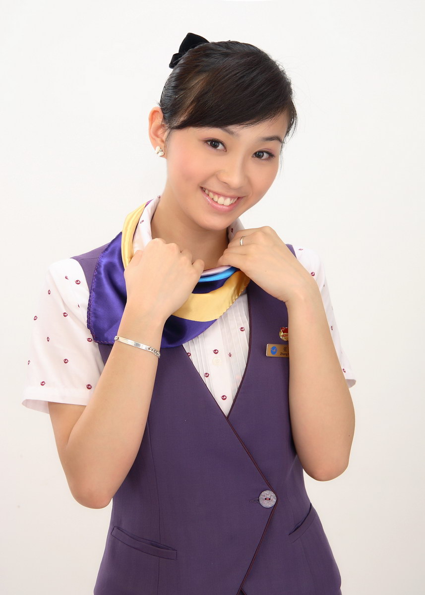 xiamen airlines stewardess beauty ZhangFangFan.jpg