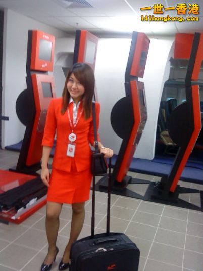 airasiabeautifulstewardessdominique-1.jpg