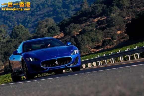 2013_maserati_gran-turismo-580x386.jpg