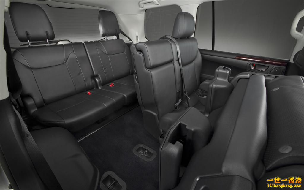 2013-Lexus-LX-570-second-and-thrid-row-seat.jpg