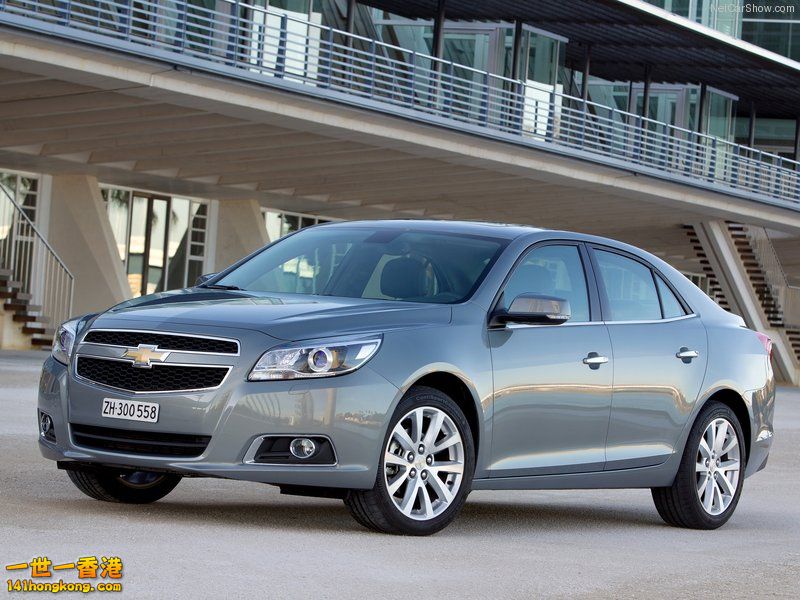 Chevrolet-Malibu_2013_800x600_wallpaper_04.jpg