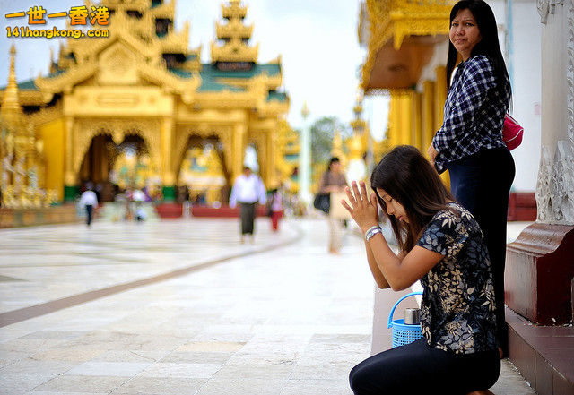 Shwedagon Pagoda, Yangon     -   9.jpg