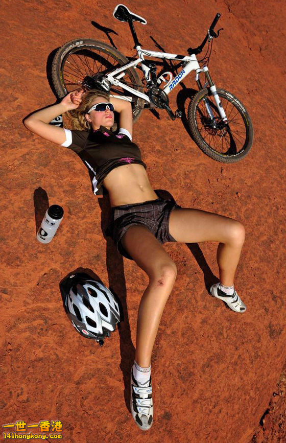 radon bike sexy girls 1.jpg