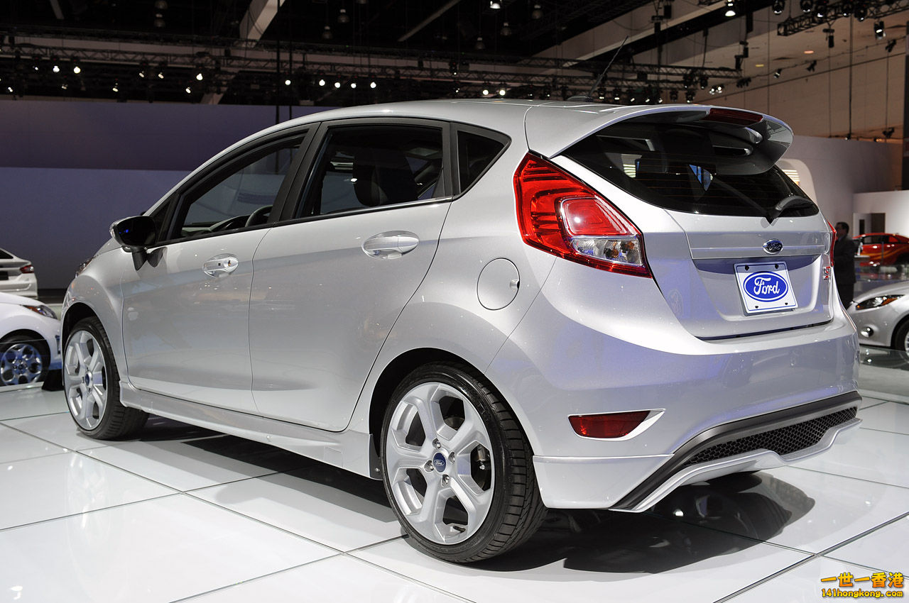 02-2014-ford-fiesta-st-la.jpg