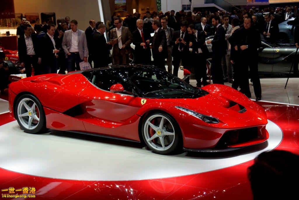 ferrari-laferrari-2013-geneva-motor-show_100420915_l.jpg