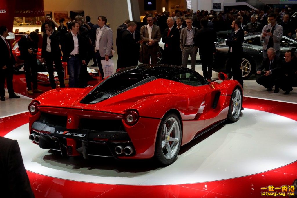 ferrari-laferrari-2013-geneva-motor-show_100420919_l.jpg