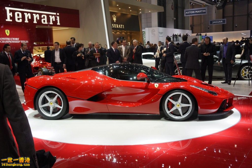 ferrari-laferrari-2013-geneva-motor-show_100420921_l.jpg