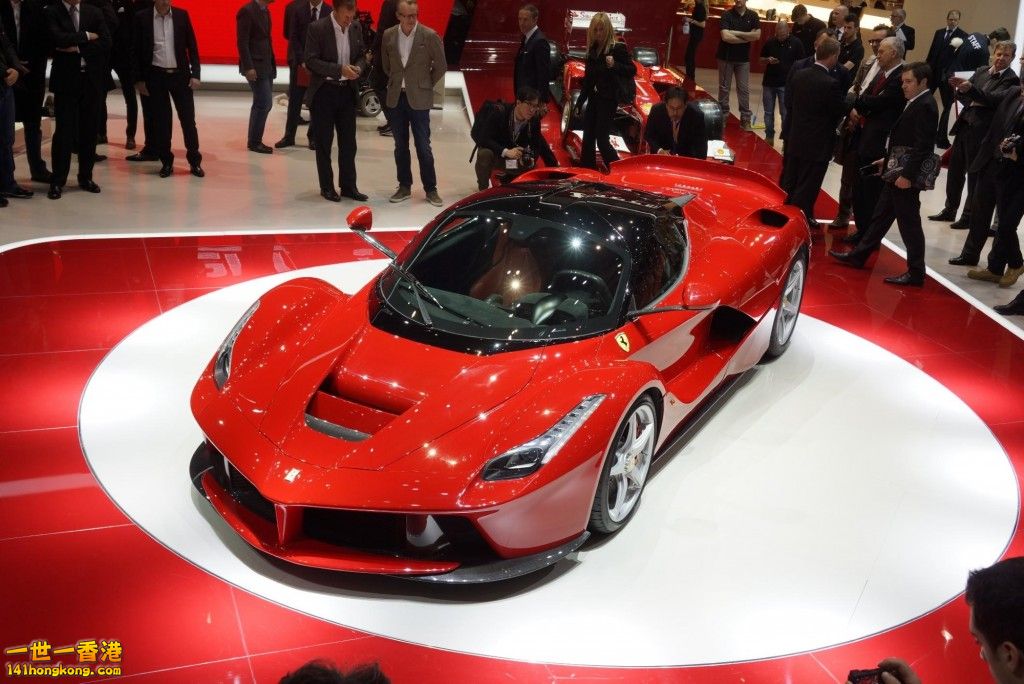 ferrari-laferrari-2013-geneva-motor-show_100420922_l.jpg