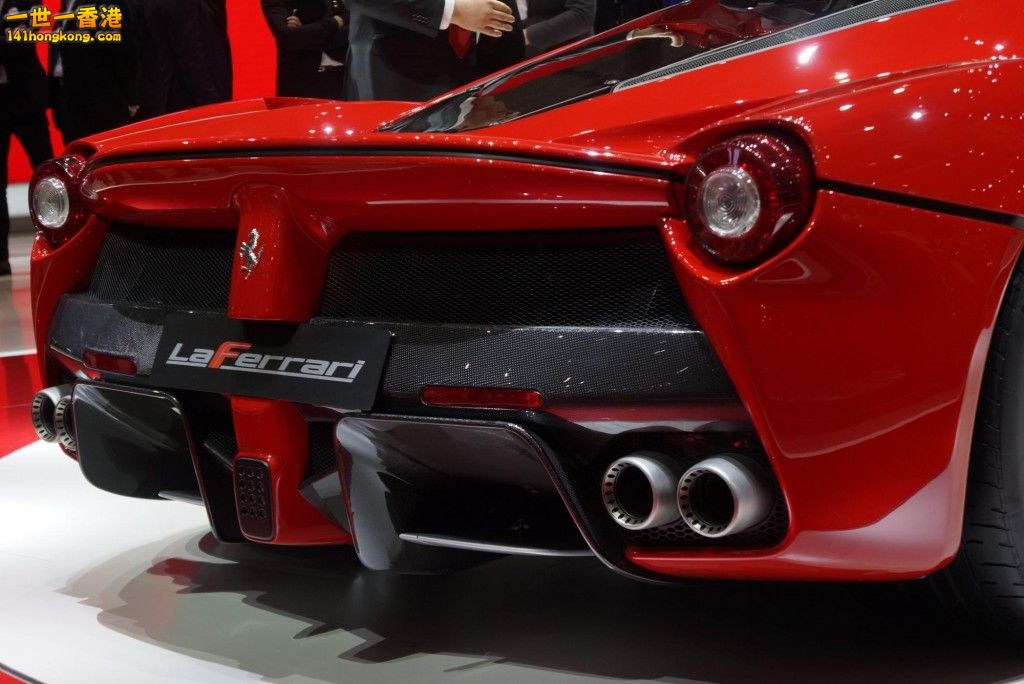 ferrari-laferrari-2013-geneva-motor-show_100420923_l.jpg