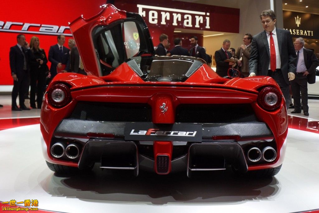 ferrari-laferrari-2013-geneva-motor-show_100420924_l.jpg