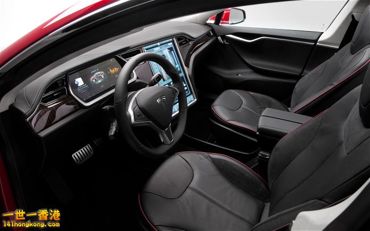 2013-Tesla-Model-S-interior-1.jpg