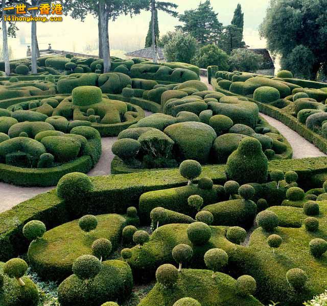 Marqueyssac Gardens – Vezac, France.jpg