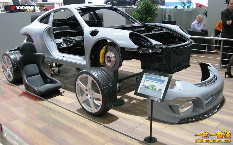 Ruf-RGT-8-display.jpg