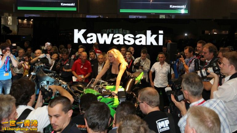 kawasaki-2012-zx14-r_.jpg