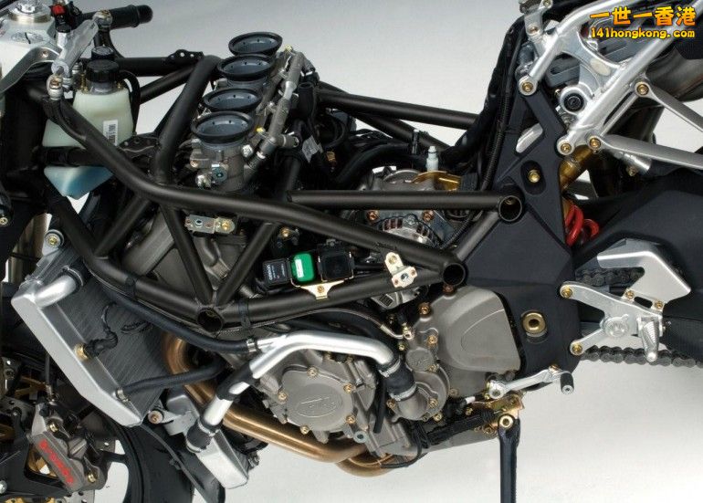 kawasaki-2012-zx14-r-15.jpg