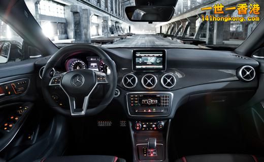 2014-mercedes-benz-cla45-amg-interior-photo-509391-s-520x318.jpg