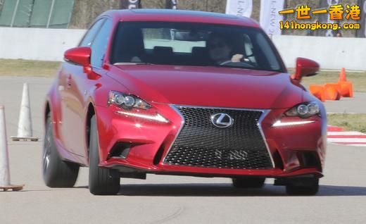 2014-lexus-is350-f-sport-photo-507556-s-520x318.jpg