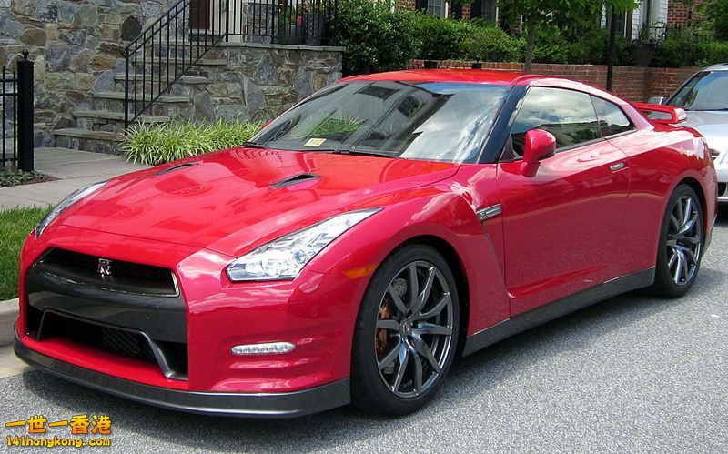 2013_Nissan_GT-R_--_06-23-2012_1.JPG