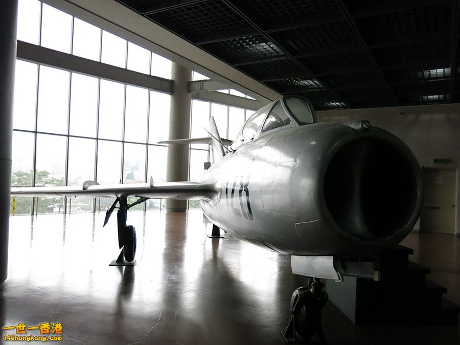 017 MiG15戰鬥機.JPG