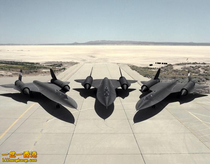 SR-71 Blackbird    -   3.jpg