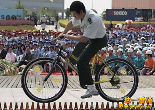 a.aaa-Bicycle-Balancing-On-Bottles.jpg