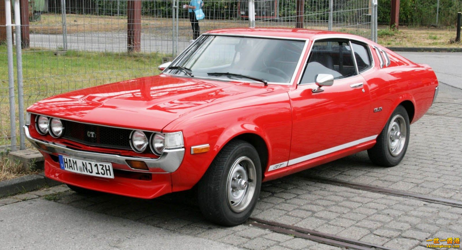 11. 73-75 Toyota Celica Liftback 2000GT.jpg