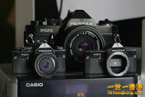 12-amazing-papercraft-cameras010.jpg