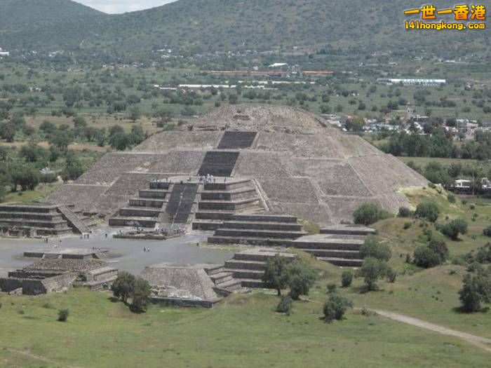 Pyramid of the Sun      -   012.jpg