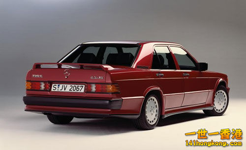 mercedes-190-e_2.jpg