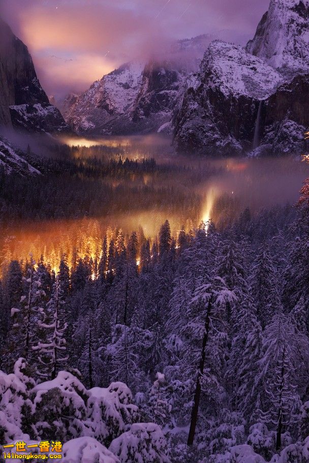 Yosemite Valley at Night.jpg