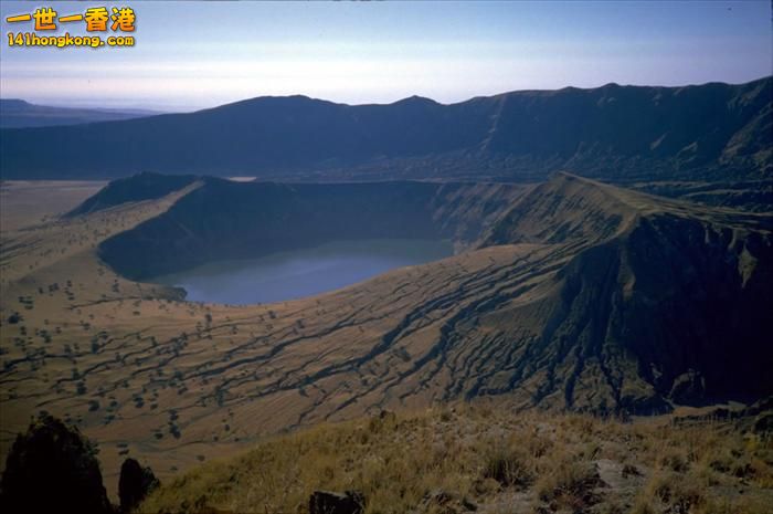 令人驚嘆的火山湖   -   14  Deriba Crater Lake, Sudan.jpg