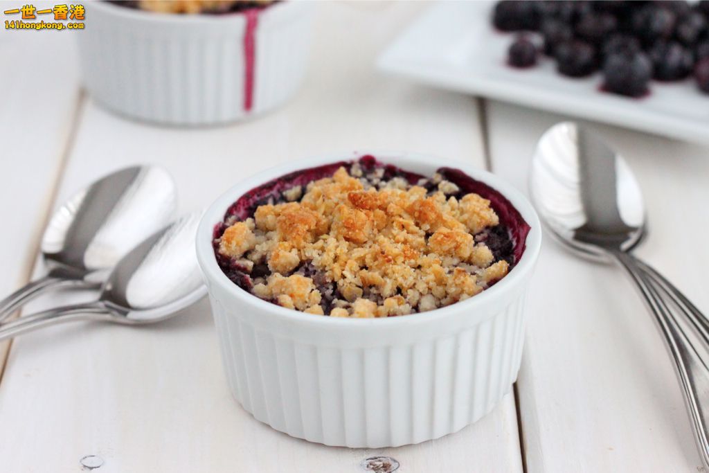 blueberry-crumble.jpg