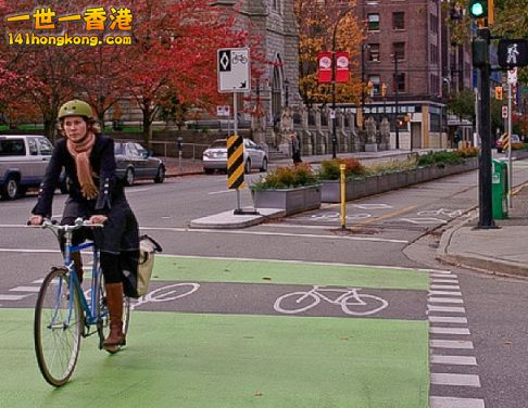 cycle-track-separated-bike-track-in-vancouver-image-credit-paul-kreuger.jpg