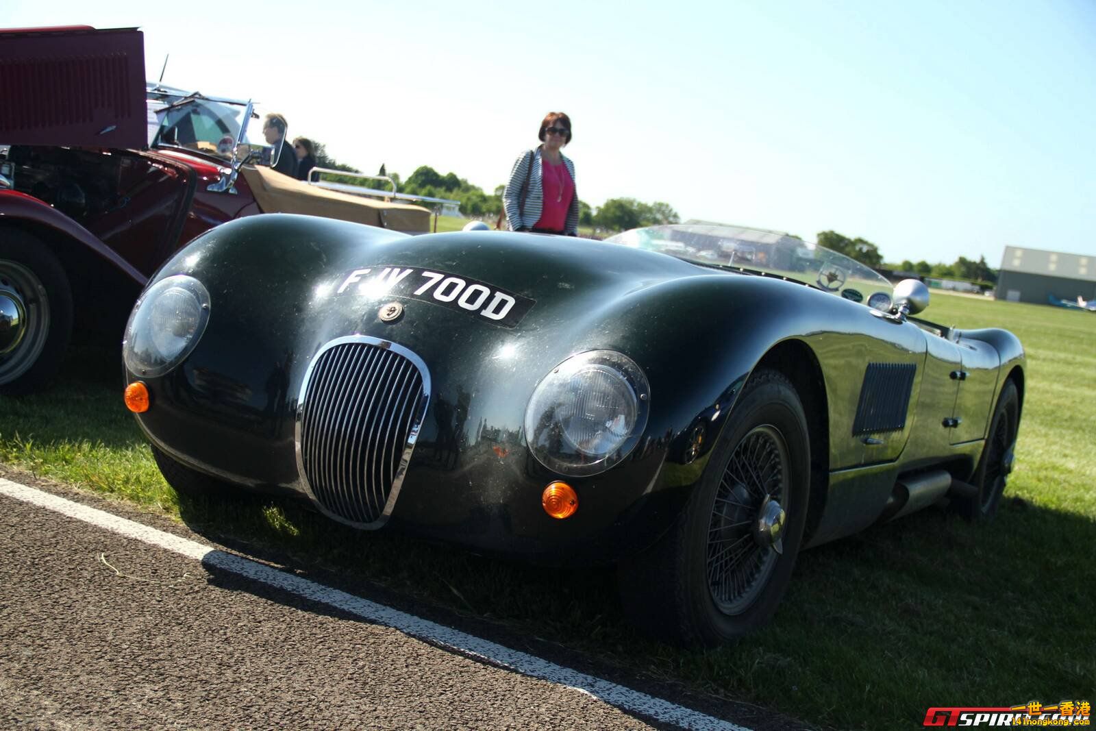 jaguar-c-type_tn.jpg