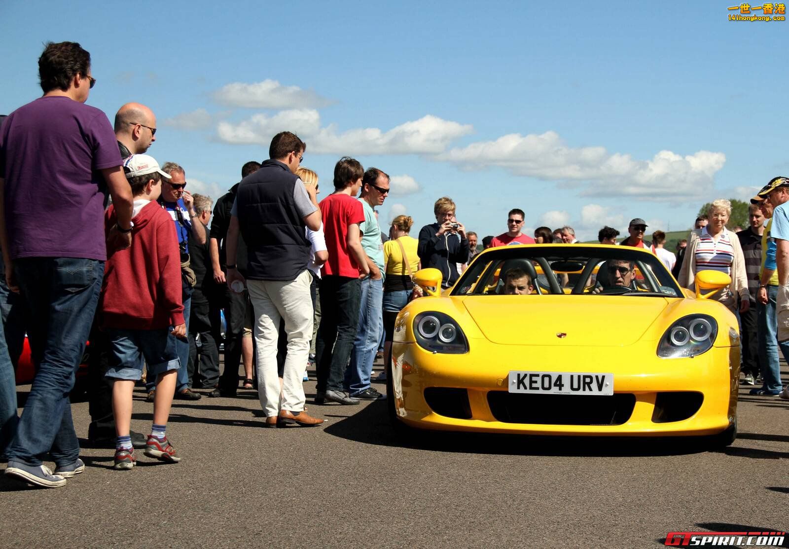 porsche-carrera-gt_tn.jpg