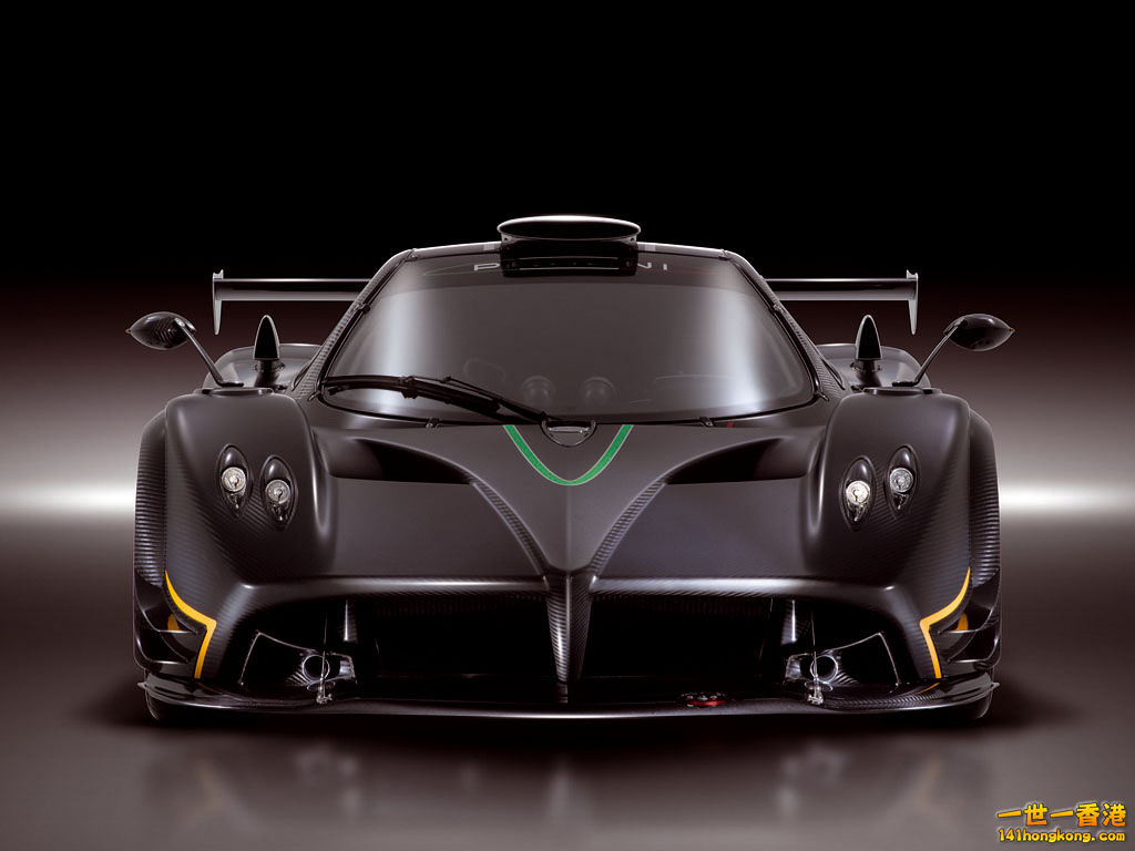 Pagani_Zonda_R_4393_4.jpg